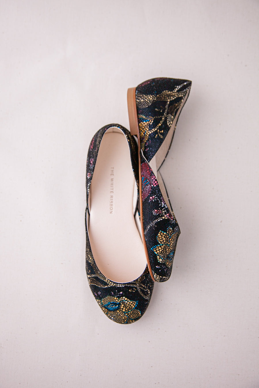THEA BALLETT-FLATS - WEISSGOLD