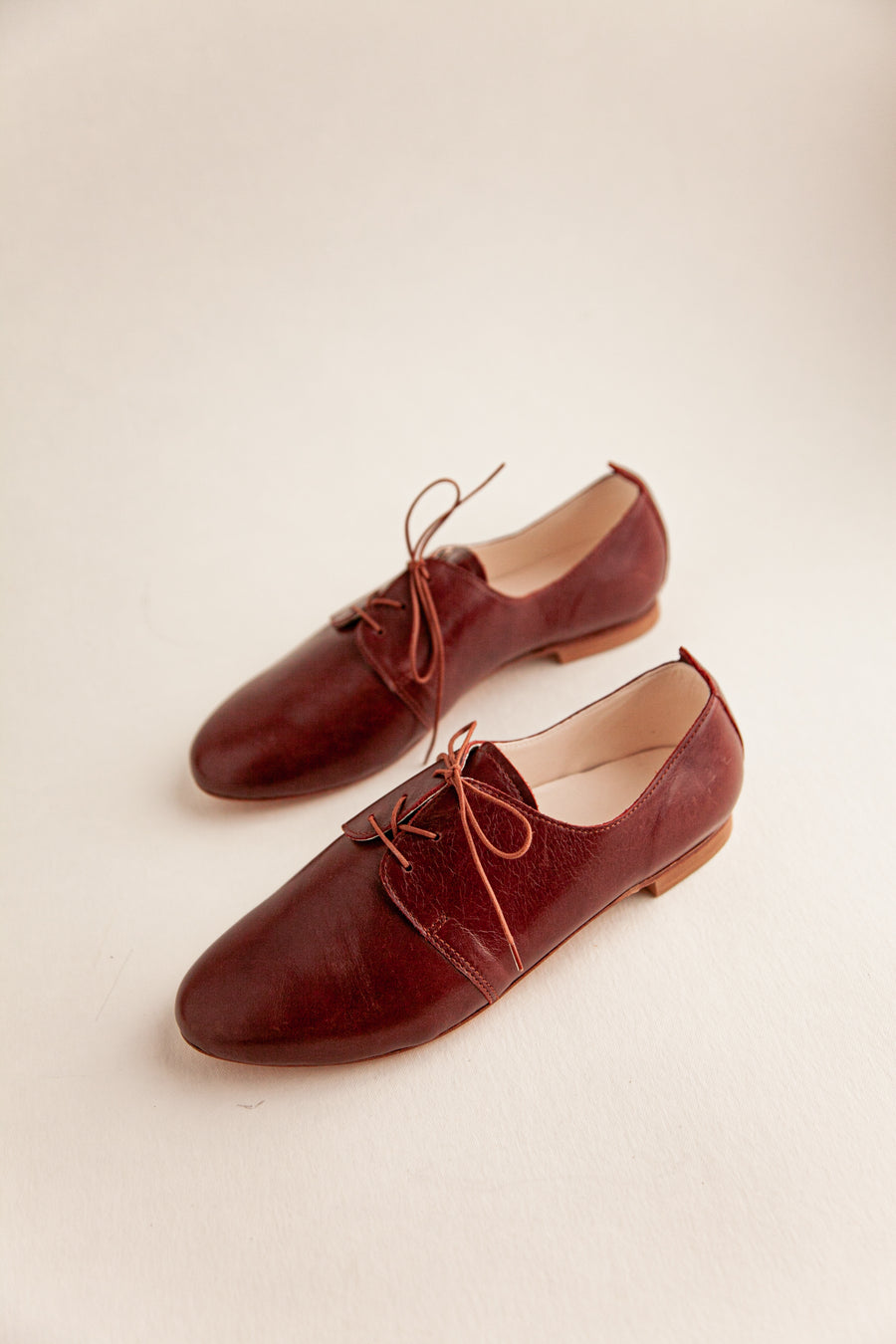 AMIRA Oxford Shoes – Dark Cognac