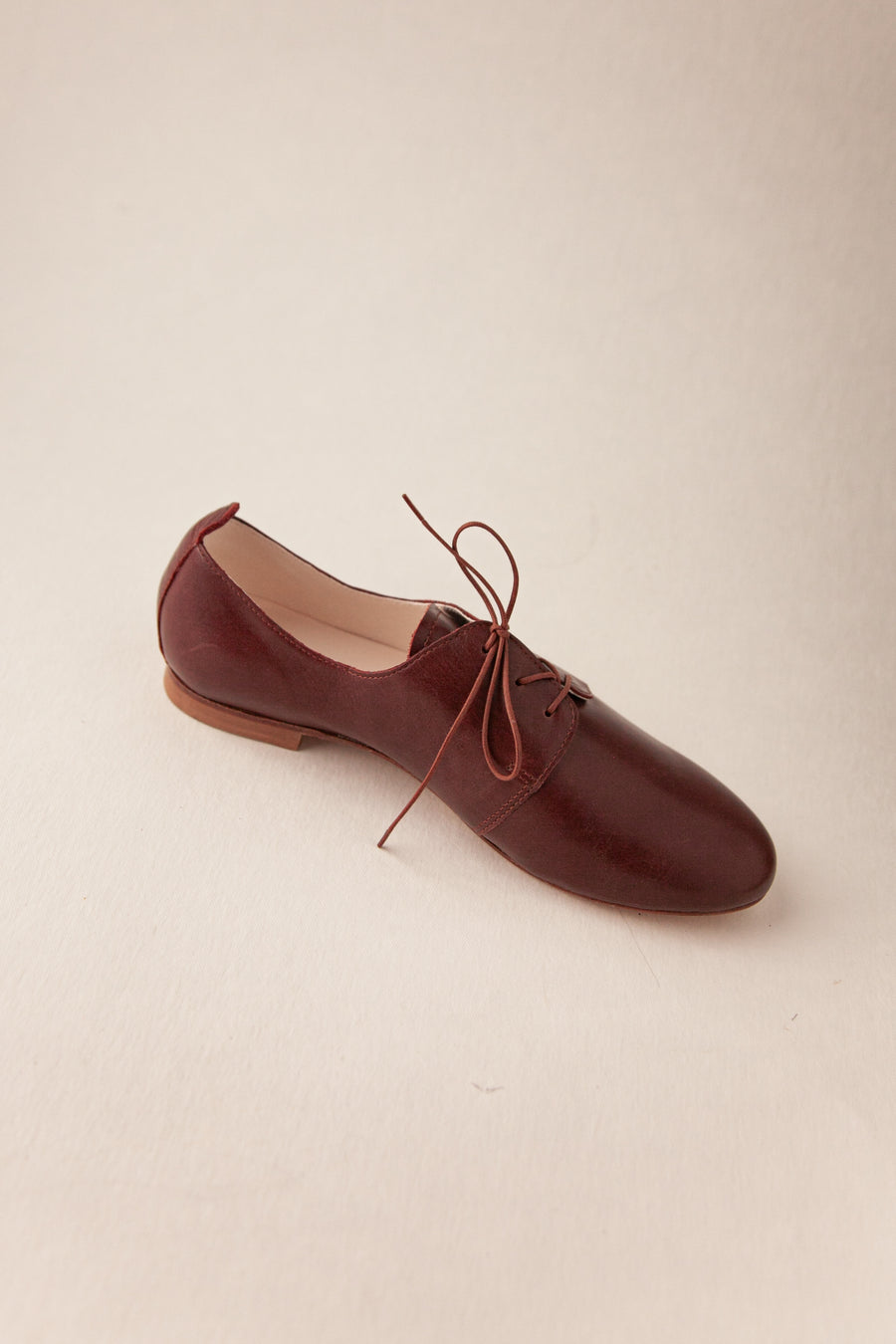 AMIRA Oxford Shoes – Dark Cognac