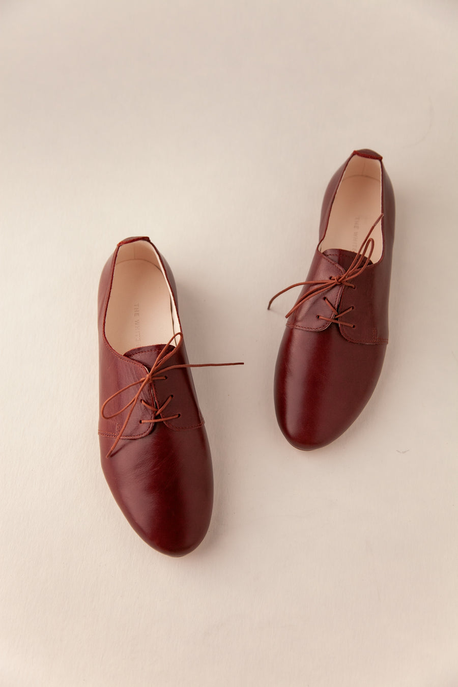 AMIRA Oxford Shoes – Dark Cognac