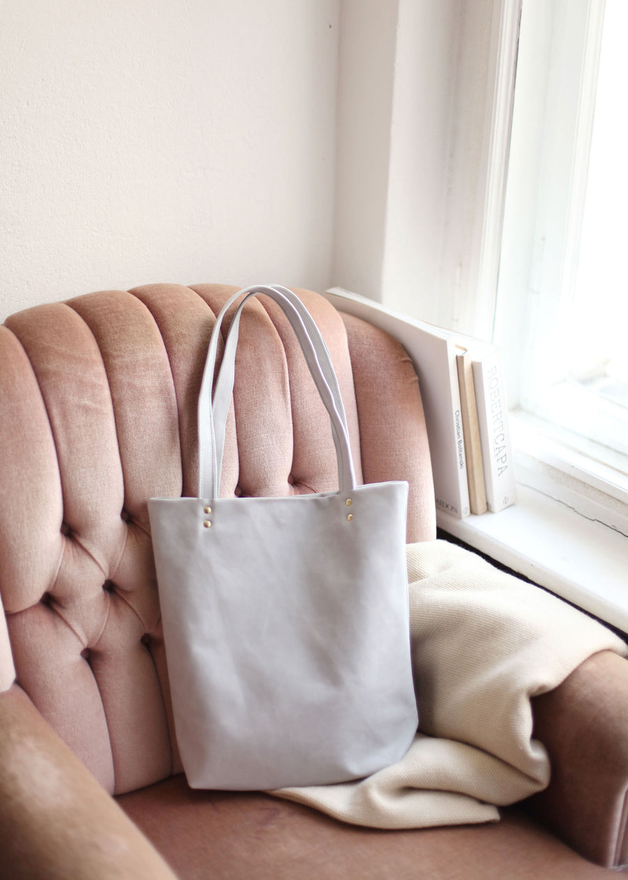 AMA Tote – Sea Grey