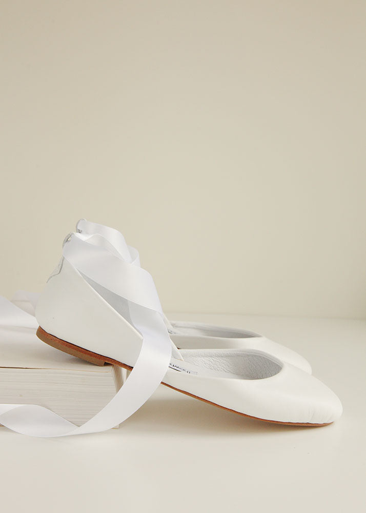 LUNA BALLET FLATS – LILY WHITE