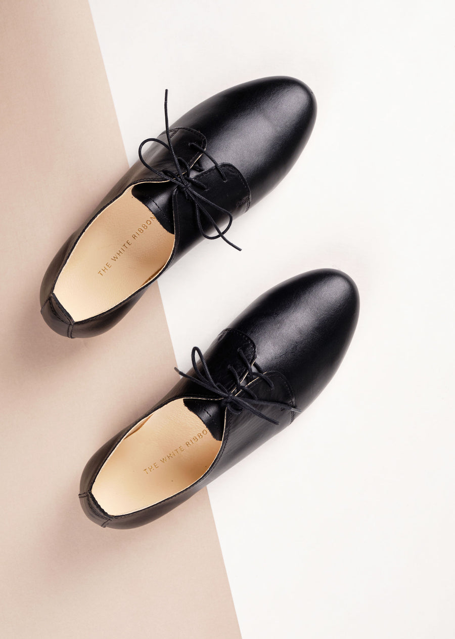 AMIRA Oxford Shoes - Classic Black