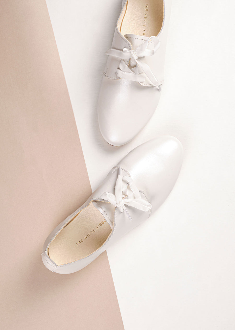 AVA Oxford-Schuhe - Perl-Elfenbein