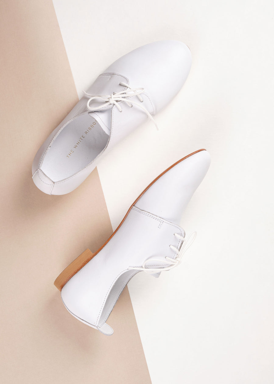 AVA Oxford Shoes - White