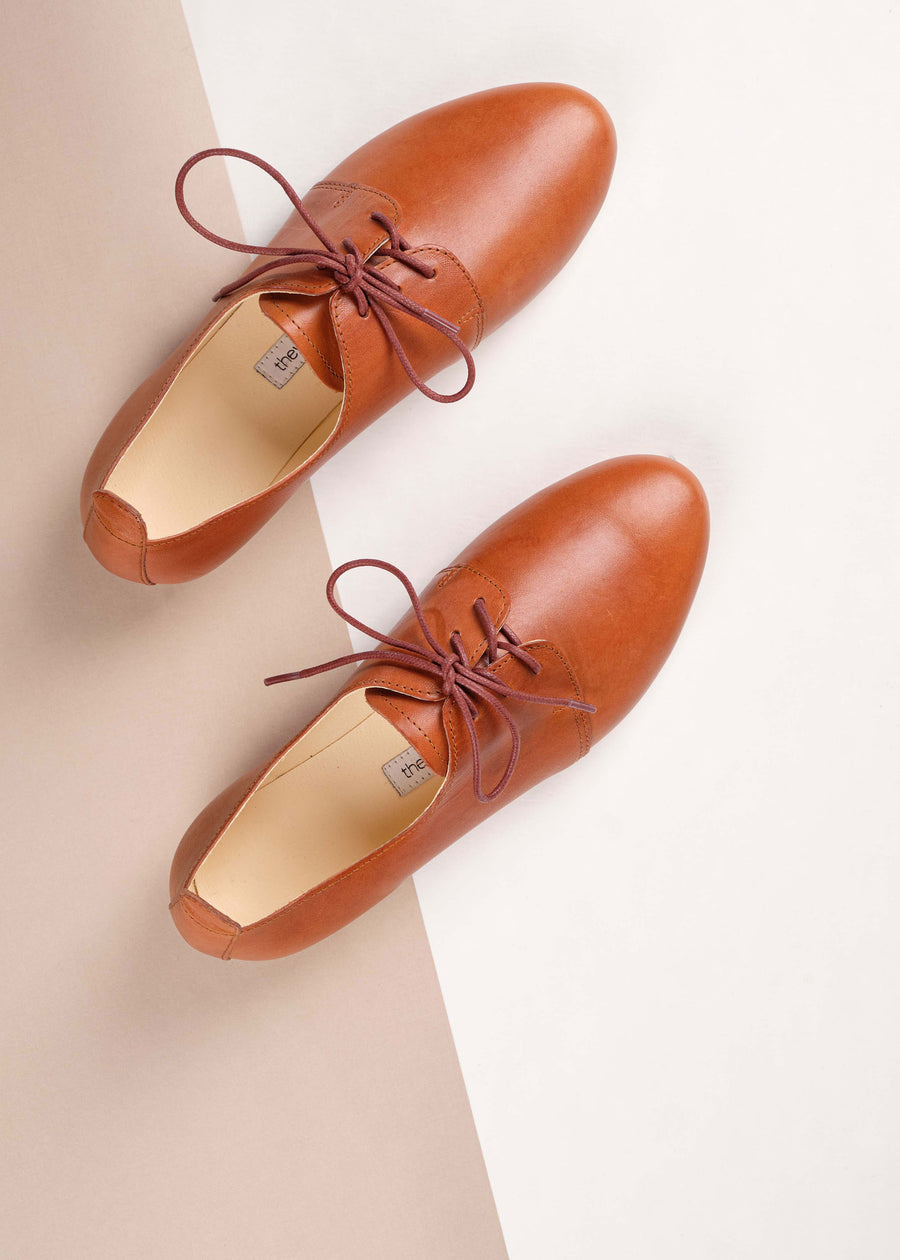 AMIRA Oxford Shoes - Cognac Brown